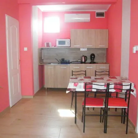 Fortuna Apartman * Balatonlelle